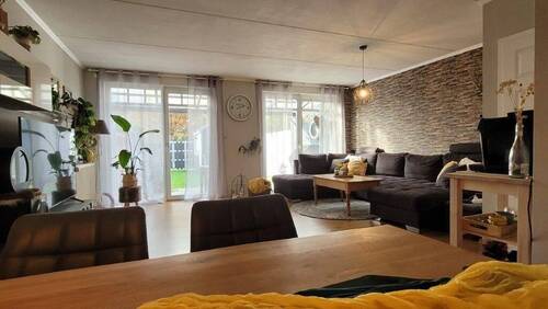 Wohnzimmer - 5 Zimmer Reihenmittelhaus in Borken