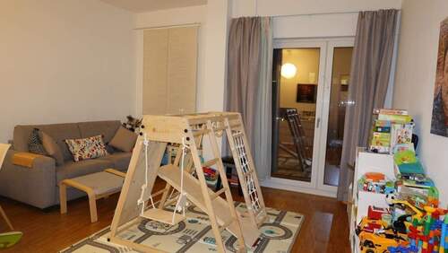 Wohnküche mit Balkon - 