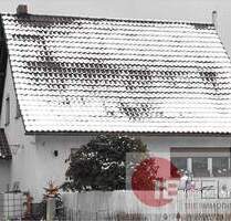 Familienfreundliches Zuhause mit Doppelgarage, Kamin und gepflegtem Garten - Bernsdorf