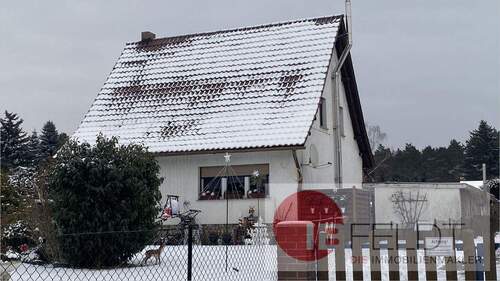 Hausansicht - 5 Zimmer Einfamilienhaus zum Kaufen in Bernsdorf