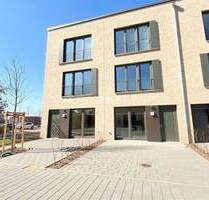 + Naturnah und Modern - Reihenhaus mit guter Anbindung + - Hamburg Neugraben-Fischbek