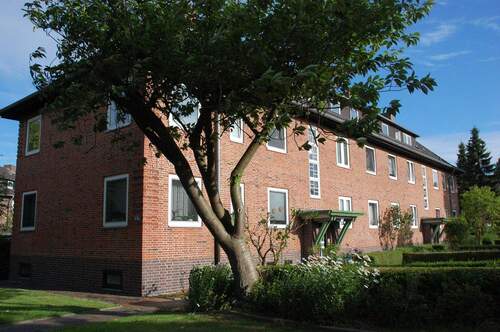 Edo-Wiemken 35 a (3) - Gemütliche Dachgeschoss Wohnung auf Siebethsburg!