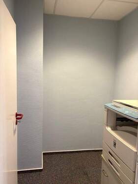 Raum ohne Fensster.jpeg - 