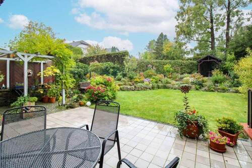 2. Terrasse_Garten - 6 Zimmer Einfamilienhaus zum Kaufen in Sprockhövel