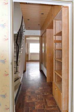 Hauszugang - Flur - Zugang Küche - 