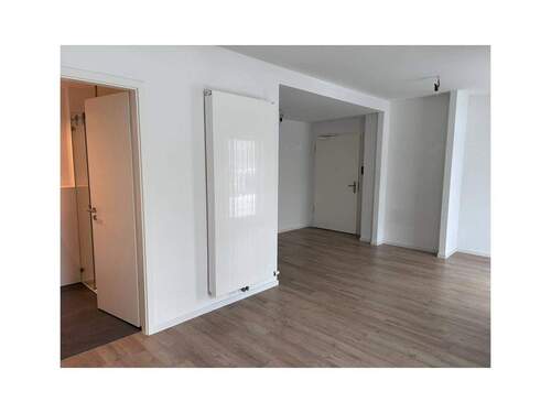 Ansicht III: Wohn - und Essbereich - 1 Zimmer Etagenwohnung in Schönefeld