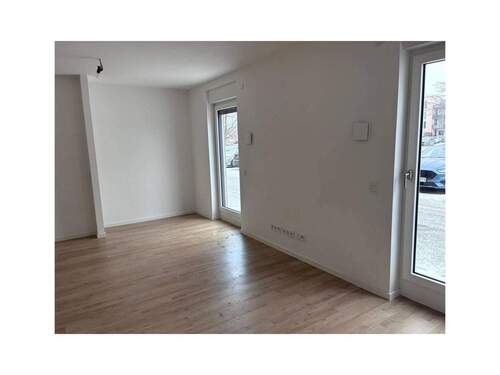 Ansicht IV: Wohn - und Essbereich - Etagenwohnung mit 33,00 m&sup2; in Schönefeld zur Miete