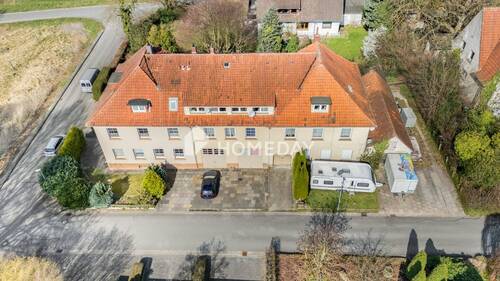 Außenansicht Drohne 1 - Attraktives Mehrfamilienhaus mit Entwicklungspotenzial in gewachsener Wohnlage