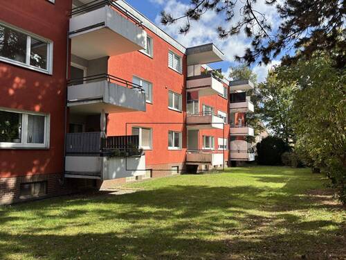 Rückansicht Garten - Einladende Wohnung im Hochpaterre: Ihr neues Zuhause in Ahlen erwartet Sie!