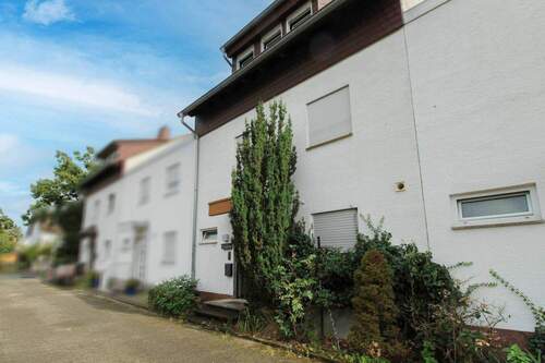 Außenansicht - Familienidylle mit Potenzial in zentraler Lage
