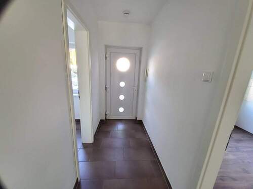 Raum_Flur_IMG_03062025_093009_6940418006130263938 - 2 Zimmer Etagenwohnung zur Miete in Baabe