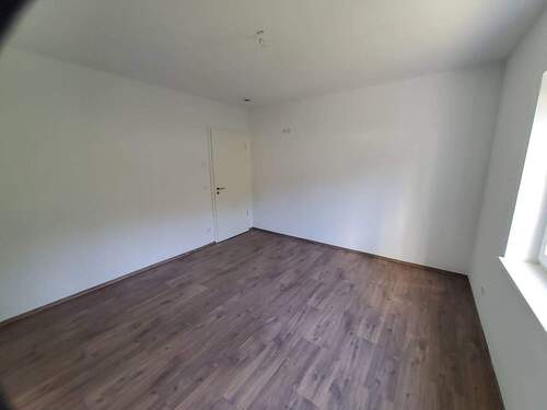 Raum_Schlafzimmer _IMG_03062025_090849_6864966968058008360 - Etagenwohnung mit 63,80 m² in Baabe zur Miete