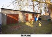 Massives Garagengebäude mit Lagerräumen - 7 Zimmer Mehrfamilienhaus, Wohnhaus in Goldbeck
