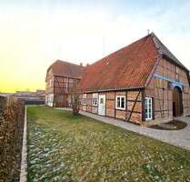 Wohnen auf dem Ulmenhof: 3,5 Zimmer Wohnung im Zentrum von Bleckede, mit PKW Stellplatz