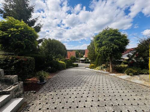 Auffahrt - Einfamilienhaus mit 181,20 m² in Raben Steinfeld zum Kaufen