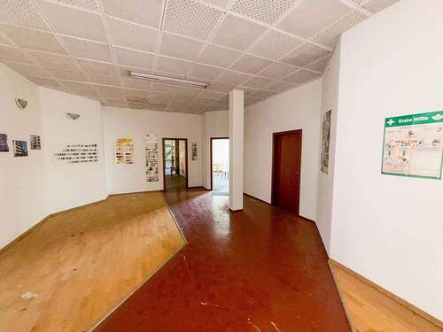 57_5.jpg - Halle in Roßwein zum Kaufen