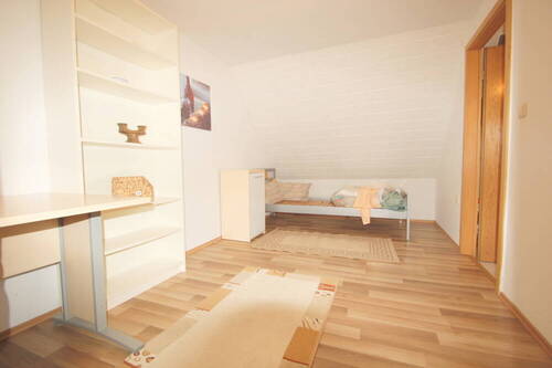 AnKaSa Immobilien GmbH_Maklerempfehlung Leipzig Markkleeberg Schkeuditz Markranstädt 2 Raum DG Böhlitz Ehrenberg_Schlafen1 - 