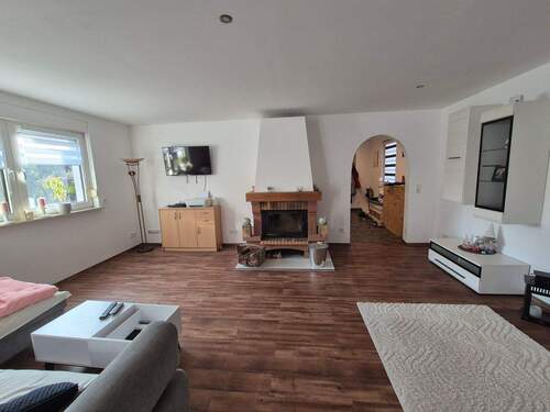 EG: Wohn- und Essbereich - 