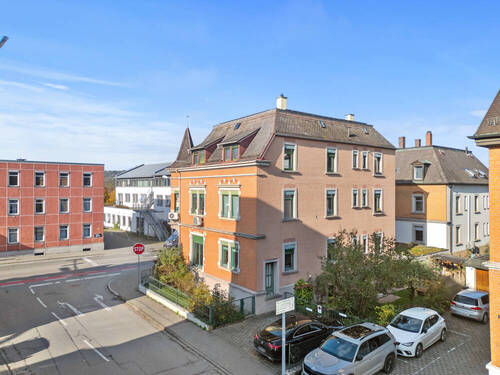 Ansicht Süd-Ost - 1 Zimmer Mehrfamilienhaus, Wohnhaus zum Kaufen in Ravensburg