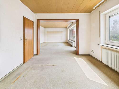 Wohn-/Esszimmer (OG) - 