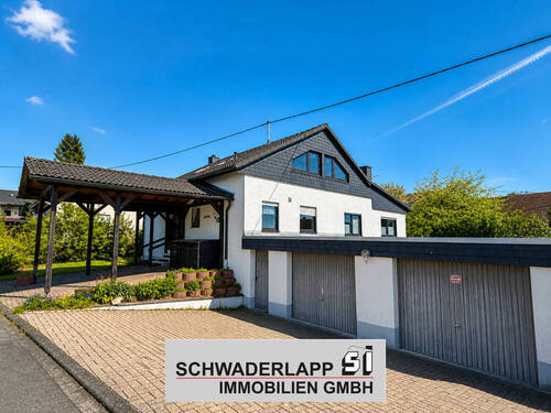Seitenansicht - Gemütliches Einfamilienhaus mit ansprechender Aufteilung und schönem Grundstück