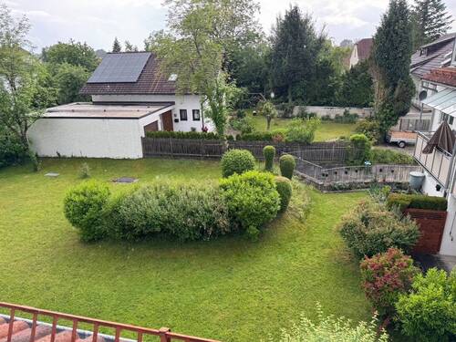 Blick vom Wohnzimmerfenster - Etagenwohnung mit 71,30 m² in Altötting zum Kaufen