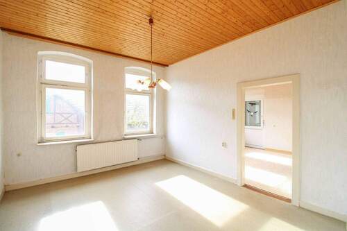 Wohnzimmer - 8 Zimmer Einfamilienhaus in Bad Endbach