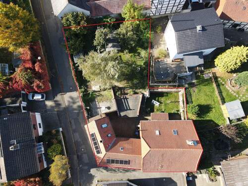Blick von Oben mit ca. Grenzverlauf - 1 Zimmer Einfamilienhaus in Schöningen