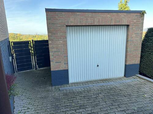 Garage - 