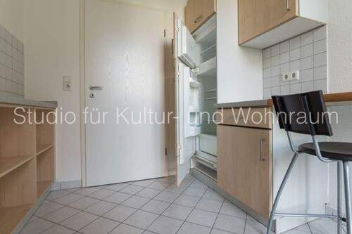 Küche mit Einbauküche - 