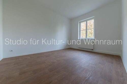 Wohnzimmer - Etagenwohnung mit 46,60 m² in Dresden zur Miete