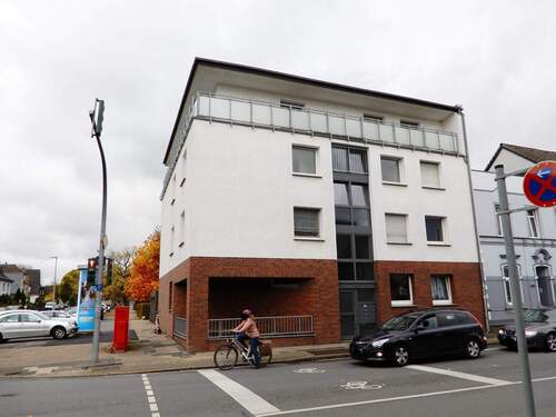 Sehr gepflegtes, saniertes Mehrfamilienobjekt.JPG - 2 Zimmer Etagenwohnung zur Miete in Oberhausen