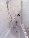 Wanne mit Duschabtrennung - 