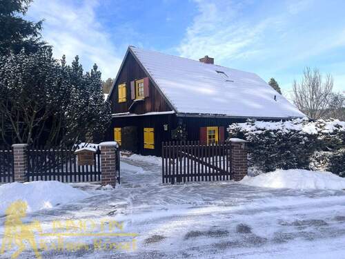 Hoftor (SO) - Wenn der Kamin knistert: Bauernhof in winterlicher Alleinlage