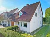 Giebelansicht - 4 Zimmer Einfamilienhaus in Baunatal / Großenritte