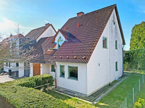 Giebelansicht - 4 Zimmer Einfamilienhaus in Baunatal / Großenritte