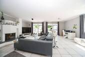 Wohnzimmer - 4 Zimmer Etagenwohnung zum Kaufen in Dortmund