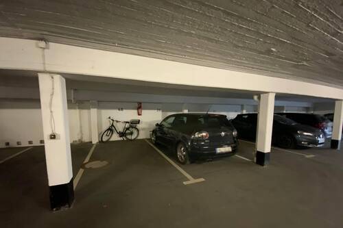 Tiefgaragenplatz - 