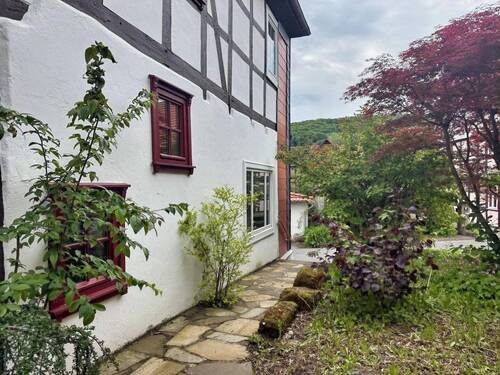 Charmanter Eingangsbereich - 9 Zimmer Einfamilienhaus in Landolfshausen