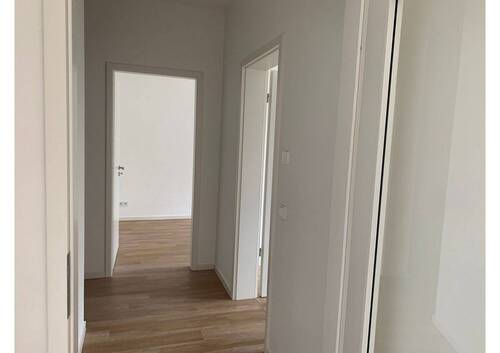 Flur - 3 Zimmer Etagenwohnung in Berlin