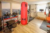 Fitnessstudio - UG. - 