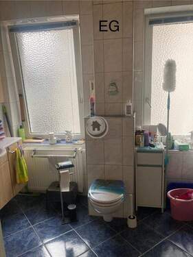 Bad - EG - Mehrfamilienhaus, Wohnhaus mit 210,00 m&sup2; in Hagen zum Kaufen