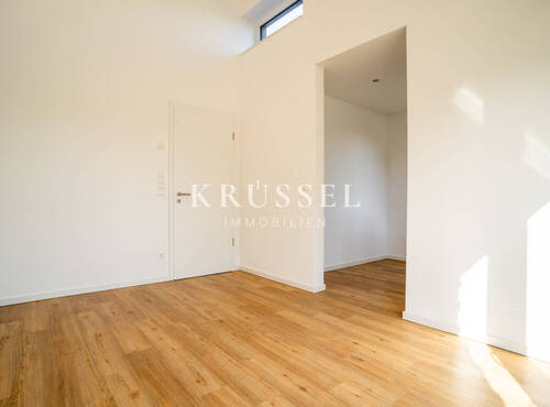 ... mit Ankleidebereich - 