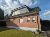Hausansicht - Mehrfamilienhaus, Wohnhaus mit 210,00 m&sup2; in Biesenthal zum Kaufen