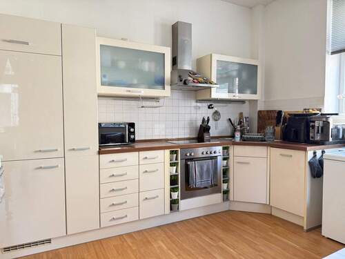 Die Einbauküche - 2 Zimmer Etagenwohnung zur Miete in Schwerin