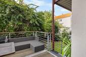 Balkon mit direktem Zugang zum Garten - 