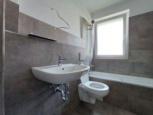 20250804_135435 - 3 Zimmer Etagenwohnung in Minden