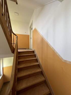 Treppenhaus - Etagenwohnung mit 101,70 m&sup2; in Böblingen zum Kaufen