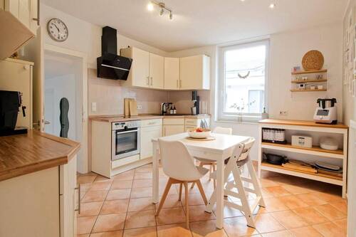 Küche - 7 Zimmer Einfamilienhaus in Oelde