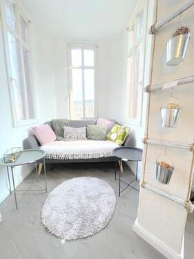 AnKaSa Immobilien GmbH Maklerempfehlung Leipzig_1 RWE Karl-Heine-Straße_DG_EBK_Couch - 